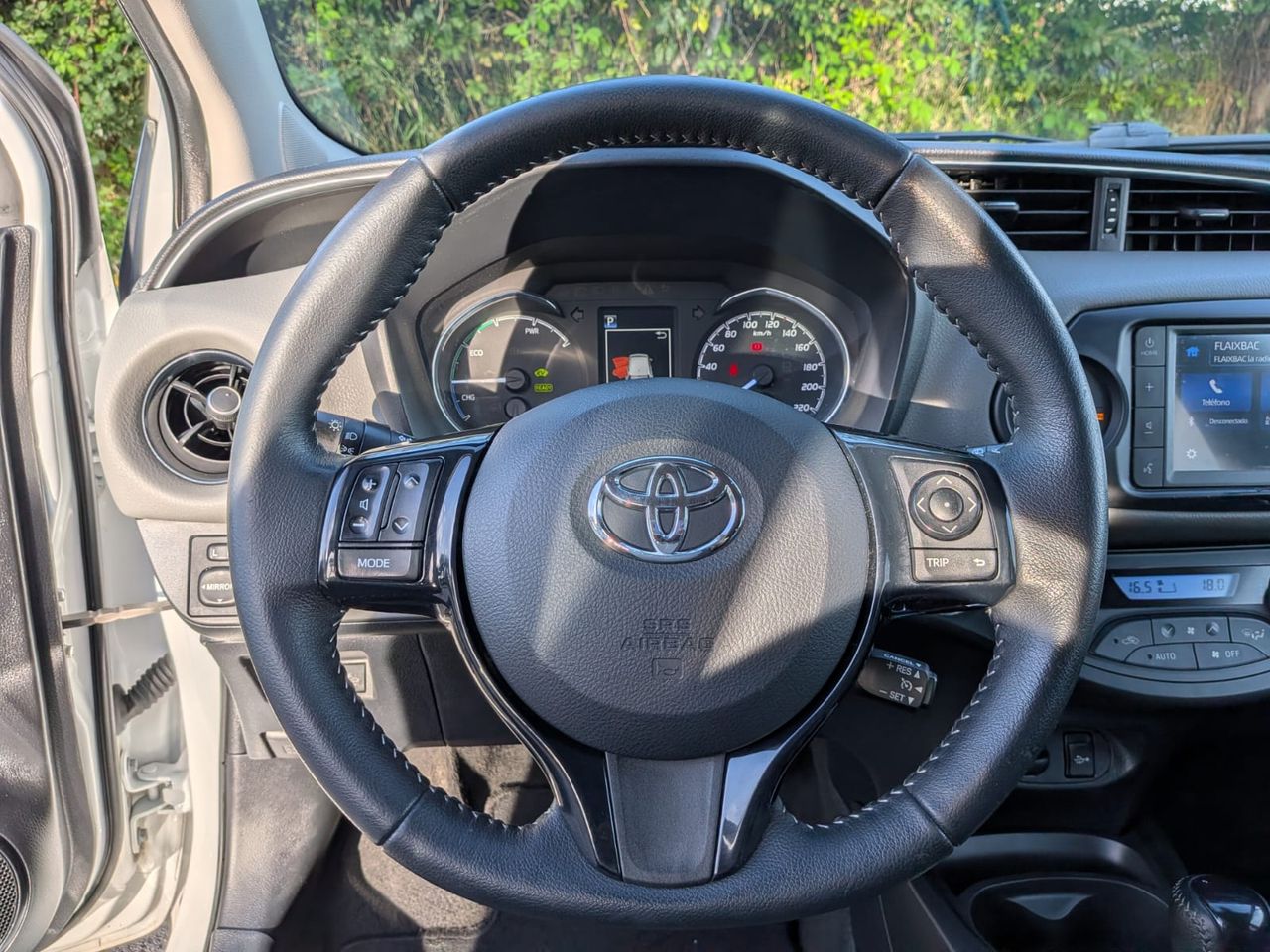 Toyota Yaris 5p 100H Feel! - Foto 25