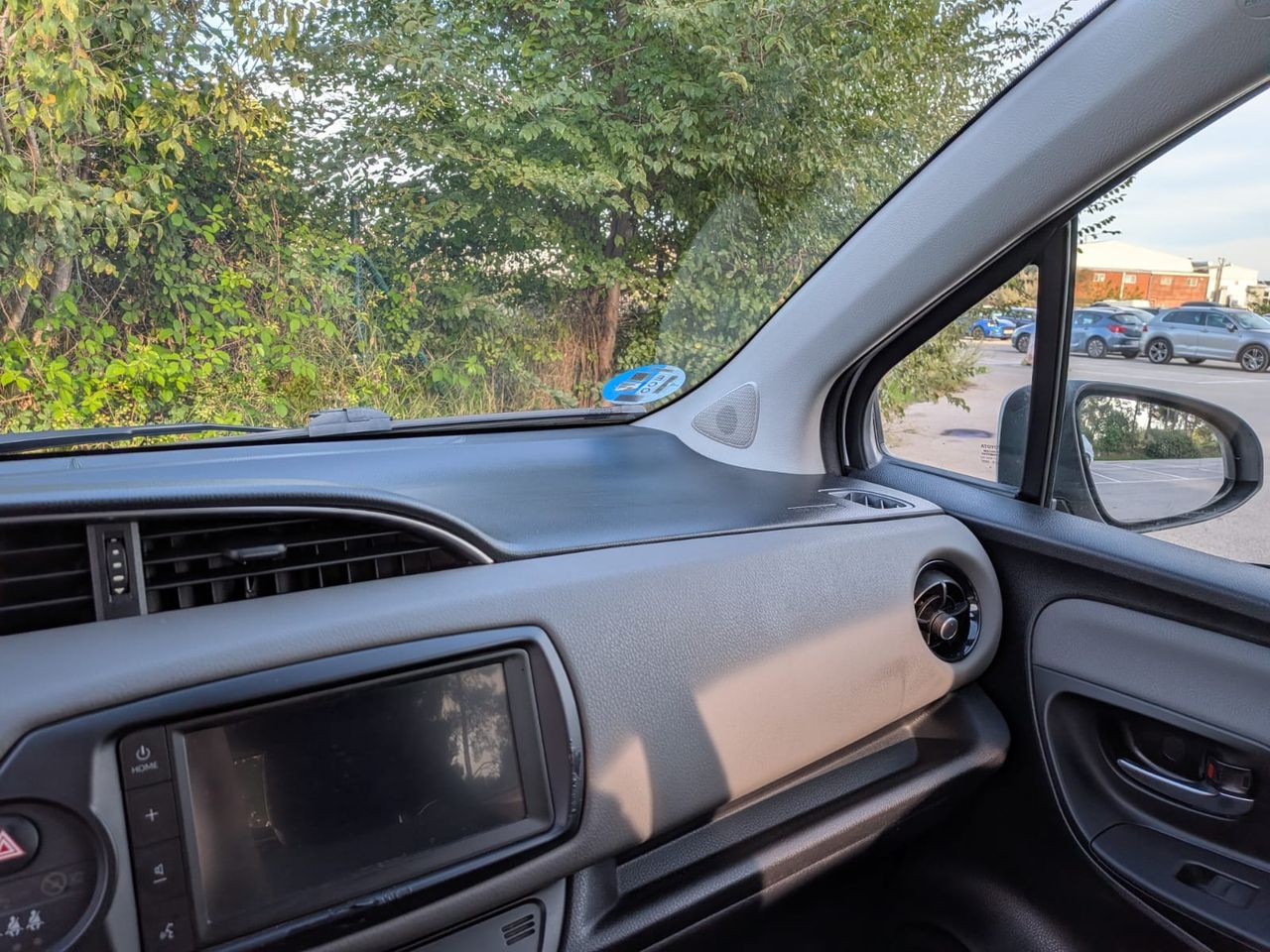 Toyota Yaris 5p 100H Feel! - Foto 28