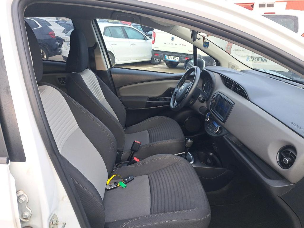 Toyota Yaris 5p 100H Feel! - Foto 6