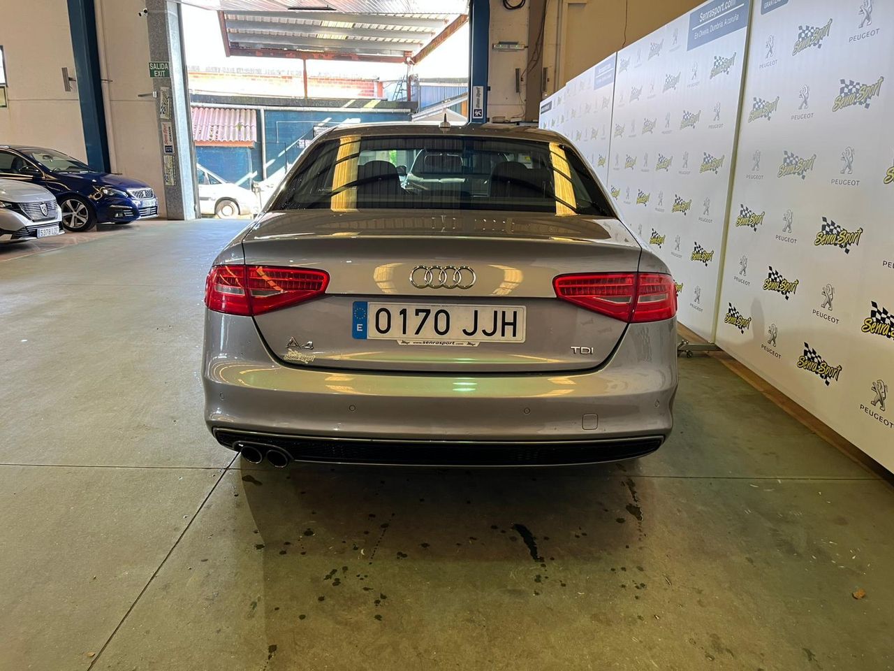 Audi A4 2.0 TDI 150CV S line edition SE PUEDE VER Y PROBAR EN SENRA SPORT (PEUGEOT) DUMBRIA - Foto 5