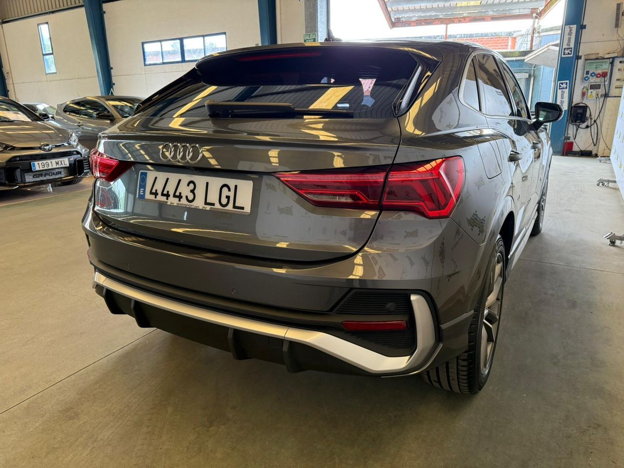 Audi Q3 S line 35 TDI 110kW (150CV) S tronic SE PUEDE VER Y PROBAR EN SENRA SPORT (PEUGEOT) DUMBRIA - Foto 9