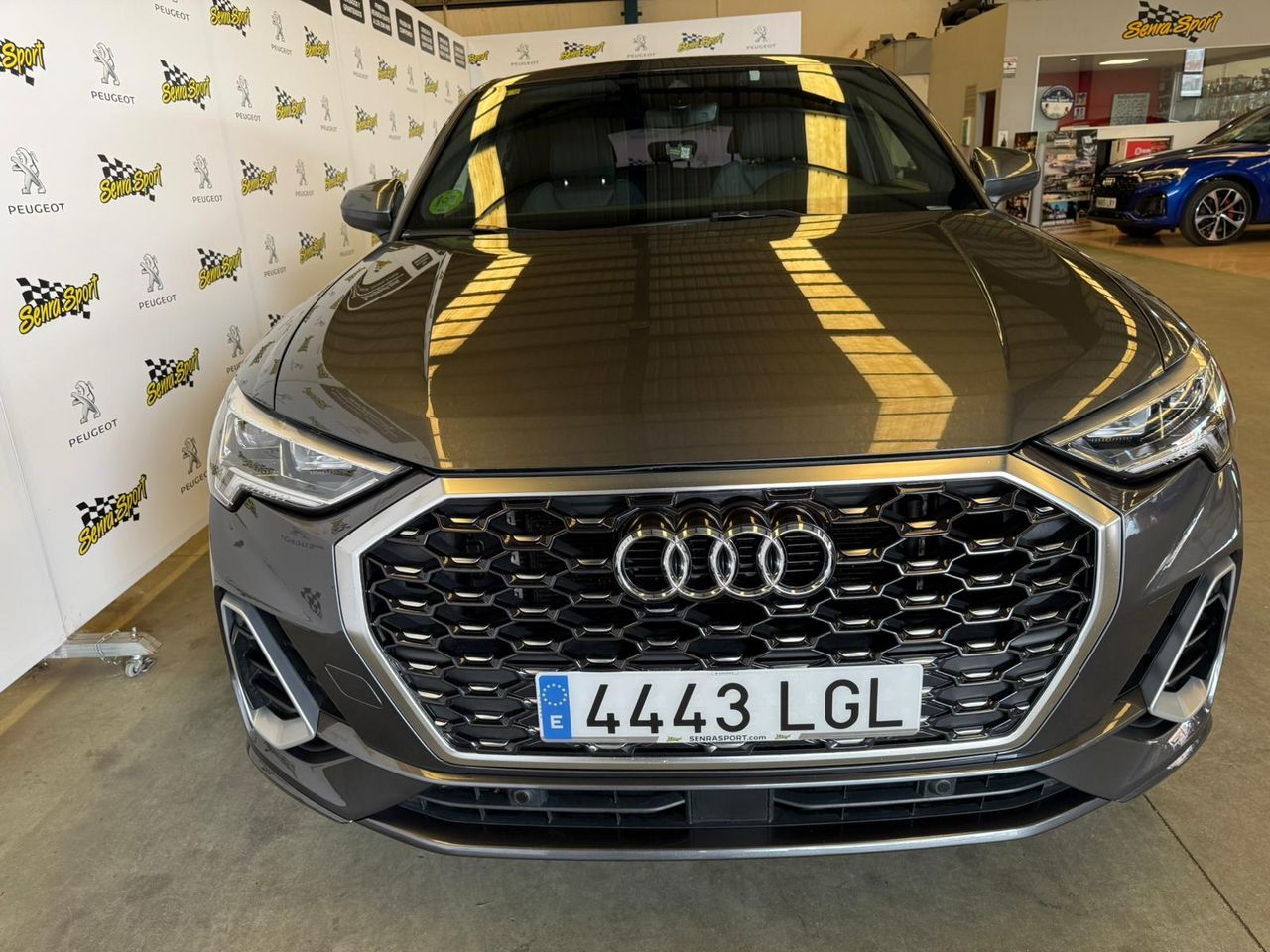Audi Q3 S line 35 TDI 110kW (150CV) S tronic SE PUEDE VER Y PROBAR EN SENRA SPORT (PEUGEOT) DUMBRIA - Foto 5