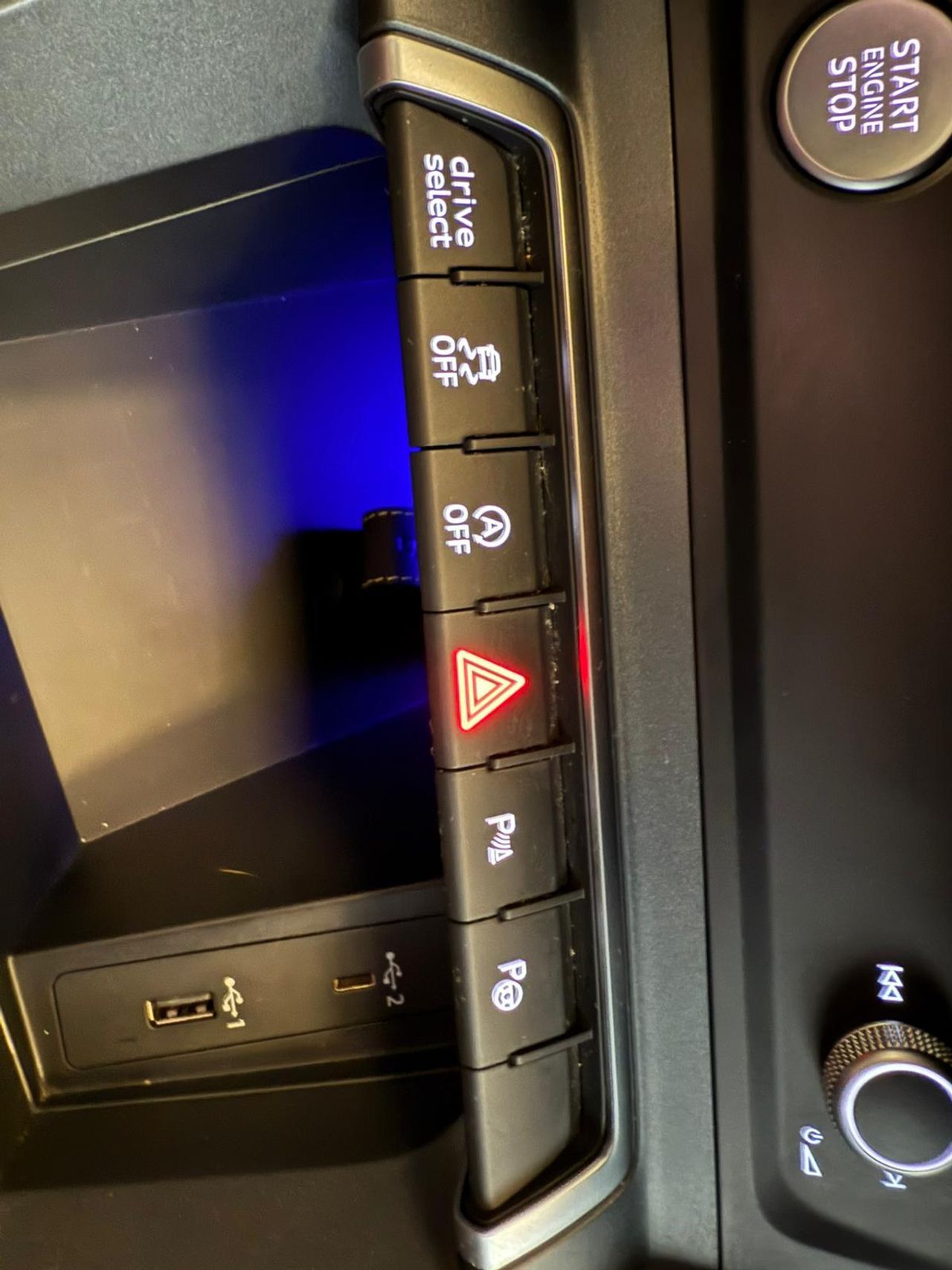 Audi Q3 S line 35 TDI 110kW (150CV) S tronic SE PUEDE VER Y PROBAR EN SENRA SPORT (PEUGEOT) DUMBRIA - Foto 31