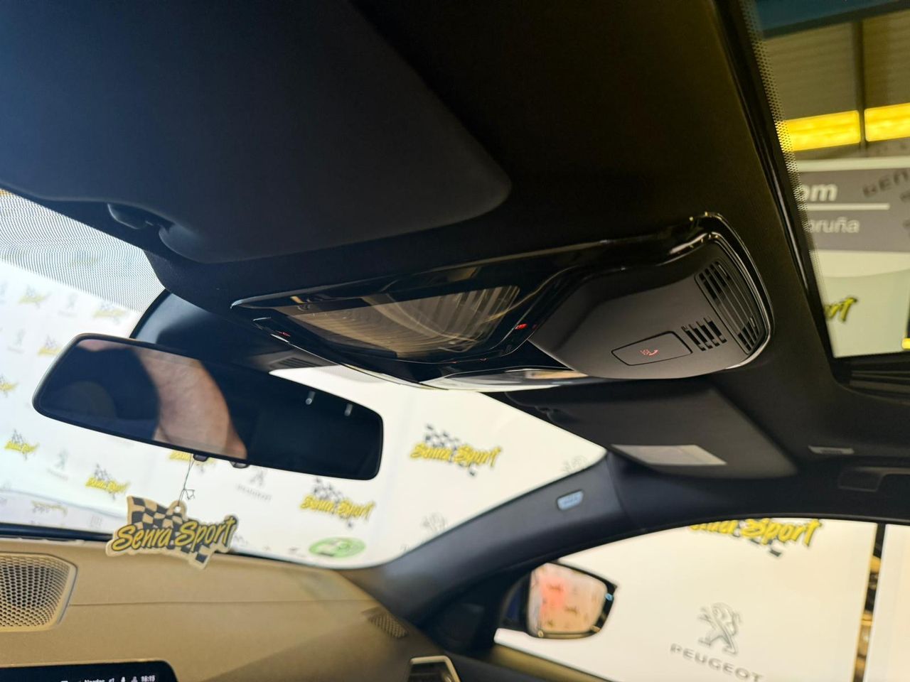 BMW Serie 3 320d Auto.Touring SE PUEDE VER Y PROBAR EN SENRA SPORT (PEUGEOT) DUMBRIA - Foto 36