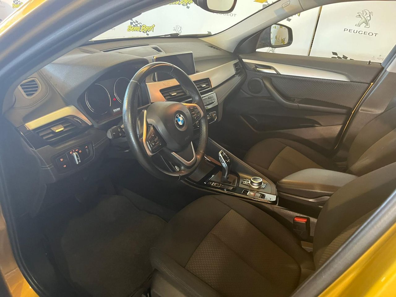 BMW X2 sDrive16d SE PUEDE VER Y PROBAR EN SENRA SPORT (PEUGEOT) DUMBRIA - Foto 13
