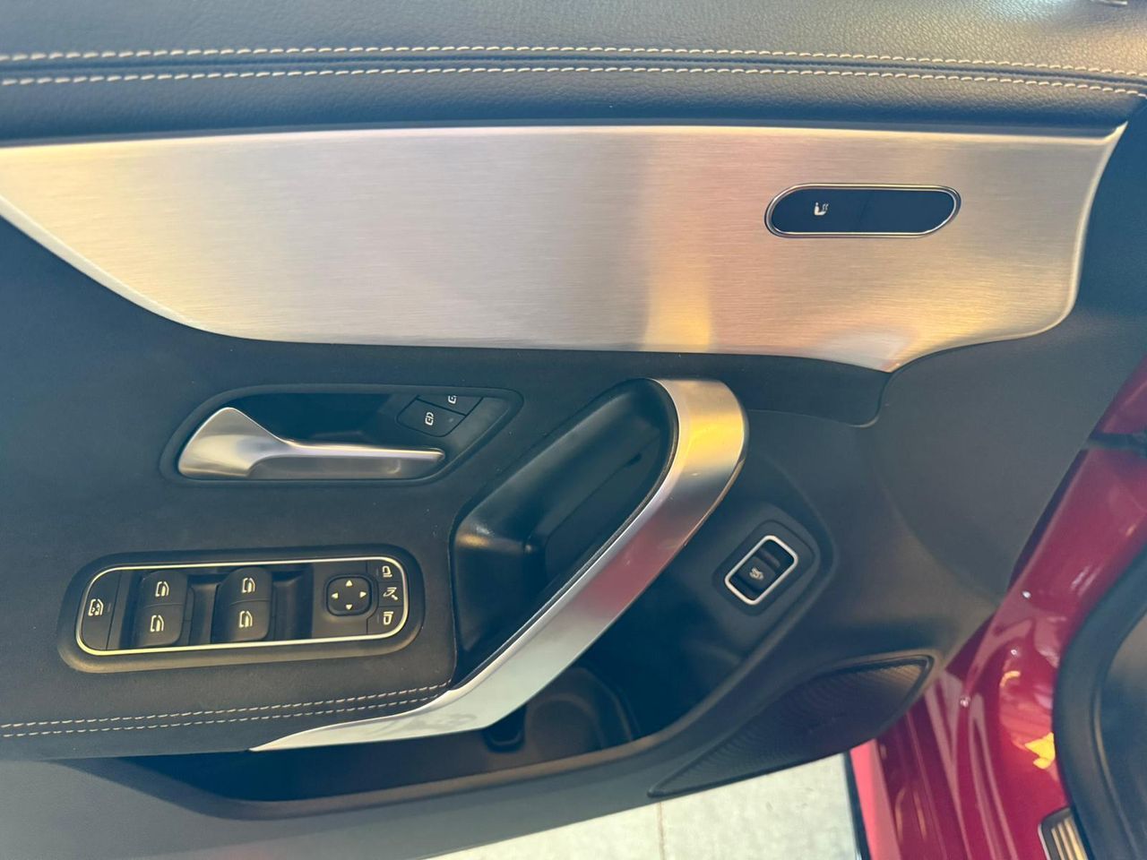 Mercedes CLA CLA 200 D DCT SE PUEDE VER Y PROBAR EN SENRA SPORT (PEUGEOT) DUMBRIA - Foto 17