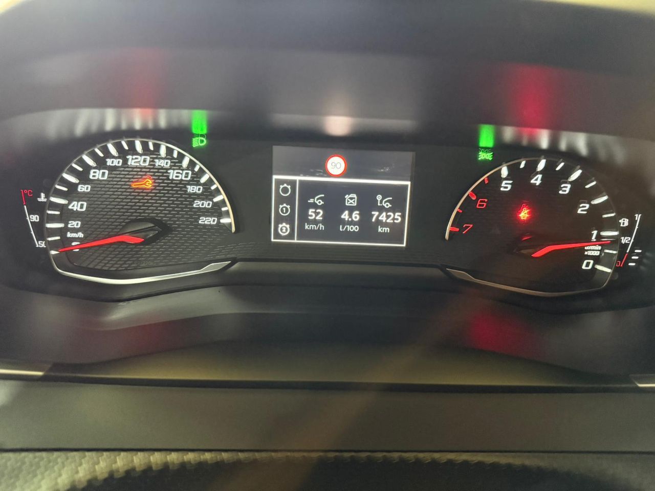 Peugeot 2008 Active Pack BlueHDI 81kW (110CV) SE PUEDE VER Y PROBAR EN SENRA SPORT (PEUGEOT) DUMBRIA - Foto 11