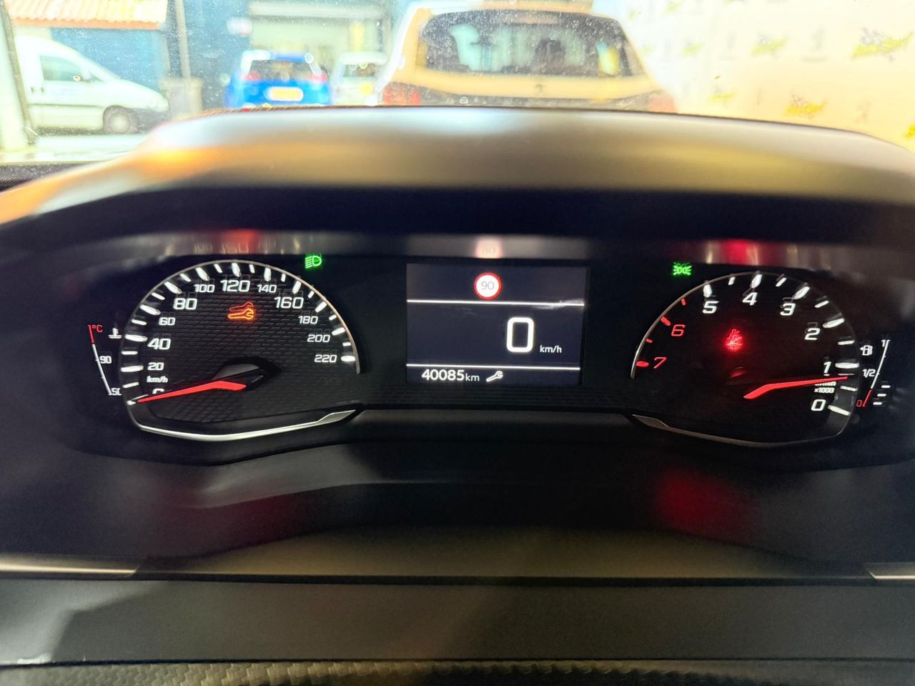 Peugeot 2008 Active Pack BlueHDI 81kW (110CV) SE PUEDE VER Y PROBAR EN SENRA SPORT (PEUGEOT) DUMBRIA - Foto 10