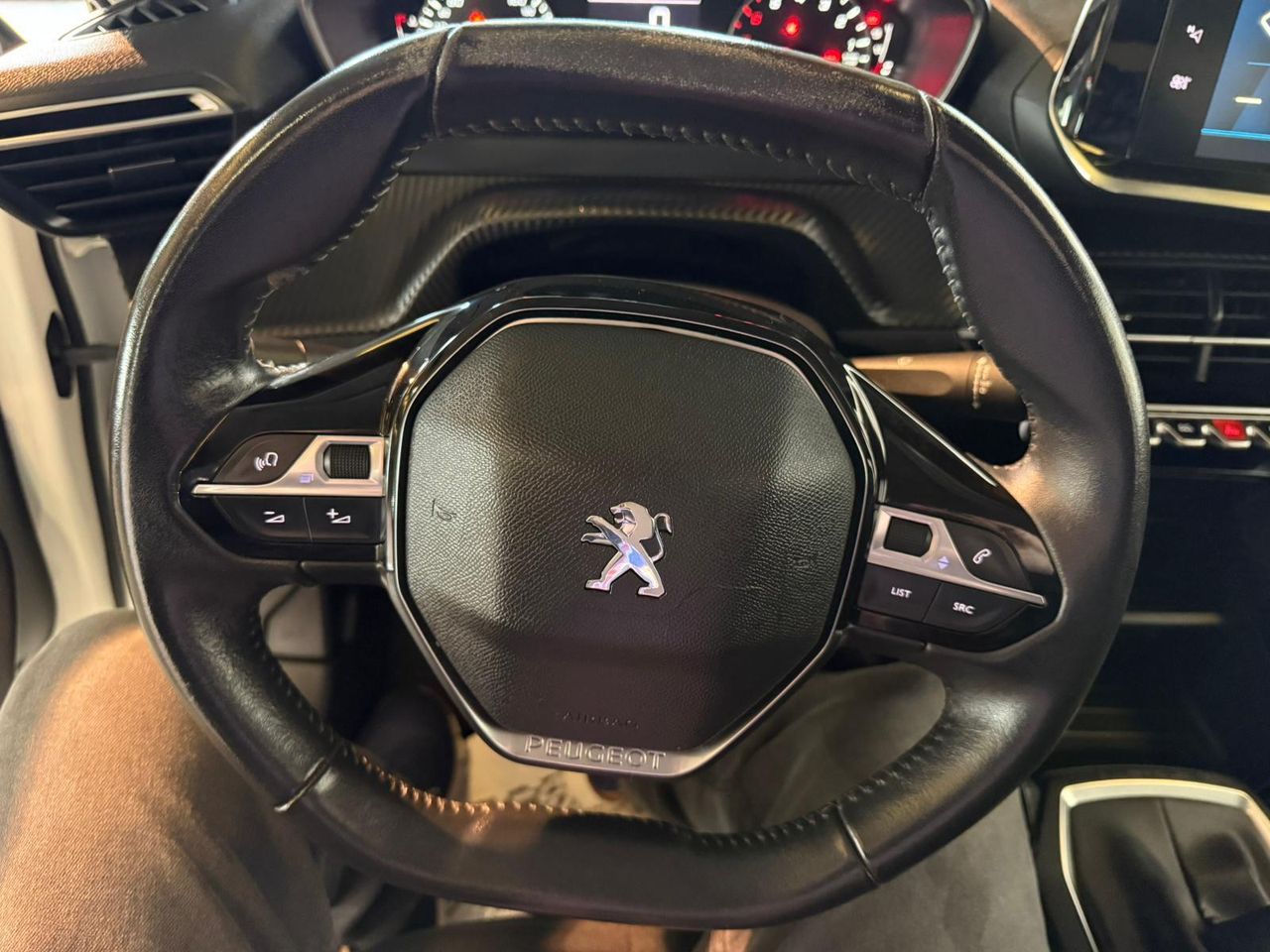 Peugeot 208 BlueHDi 73kW (100CV) Active Pack SE PUEDE VER Y PROBAR EN SENRA SPORT (PEUGEOT) DUMBRIA - Foto 15