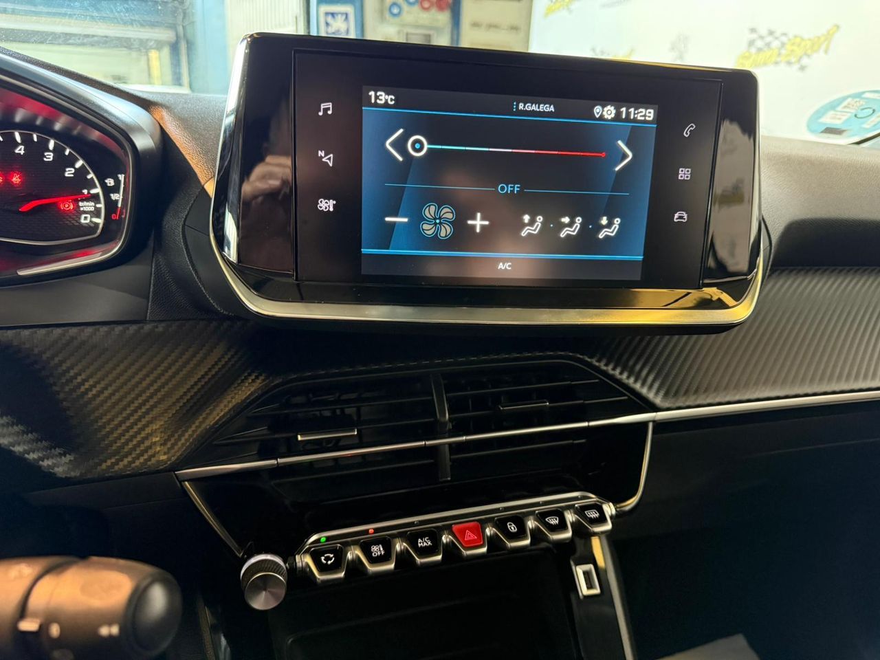 Peugeot 208 BlueHDi 73kW (100CV) Active Pack SE PUEDE VER Y PROBAR EN SENRA SPORT (PEUGEOT) DUMBRIA - Foto 16