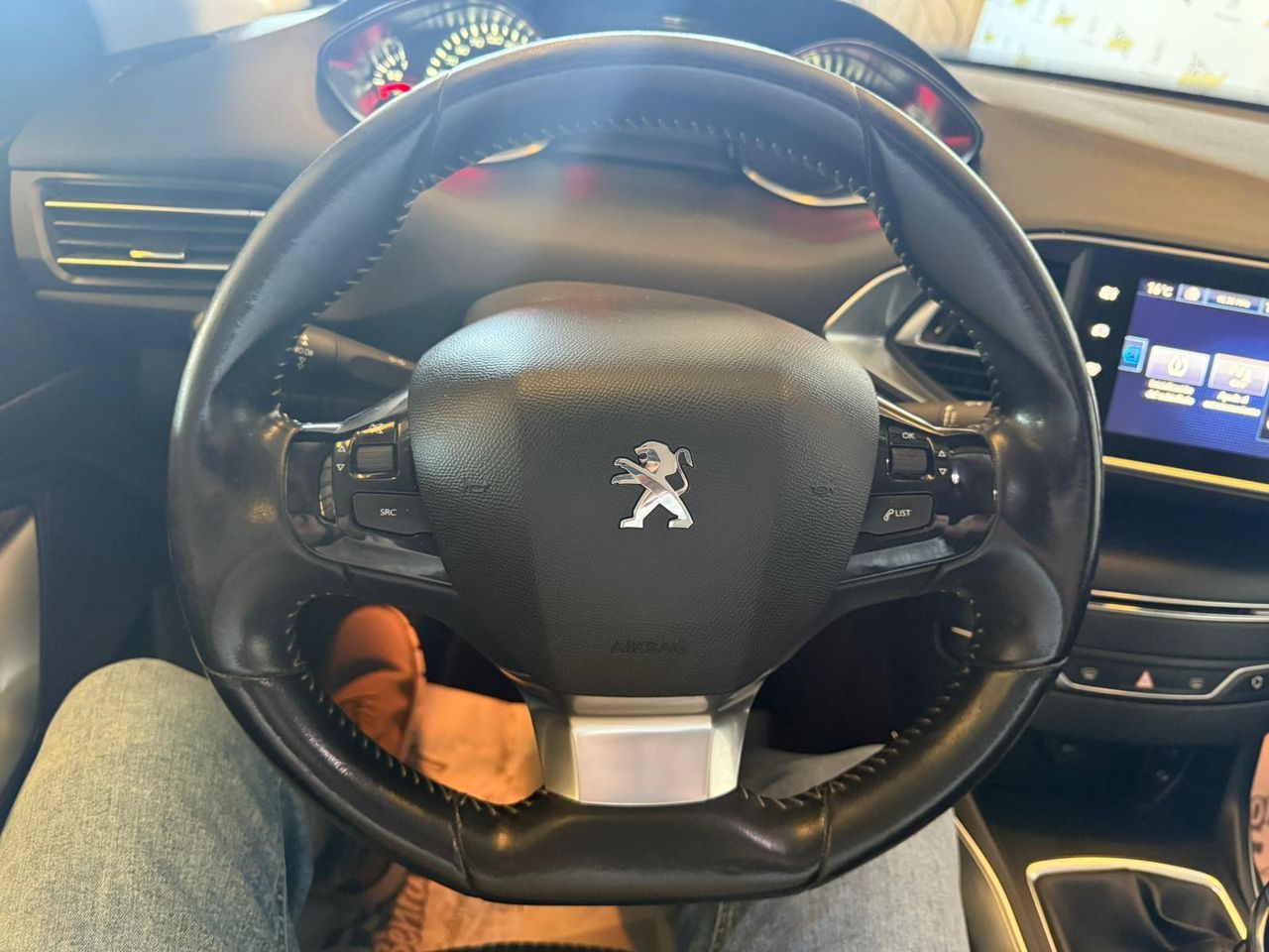 Peugeot 308 5p Allure 2.0 BlueHDi 150 SE PUEDE VER Y PROBAR EN SENRA SPORT (PEUGEOT) DUMBRIA - Foto 16