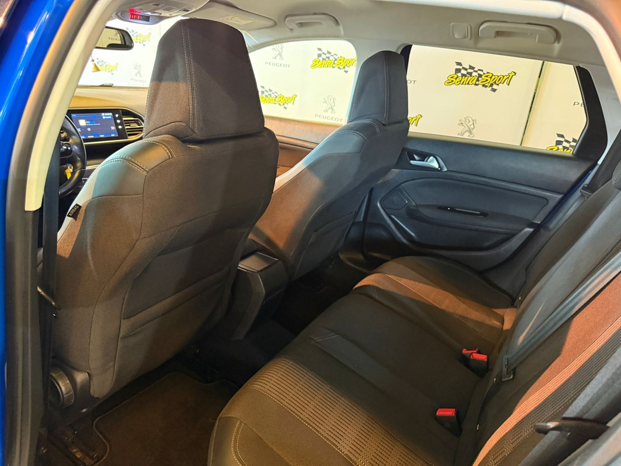 Peugeot 308 SW Allure Pack BlueHDI 130 S&S 12900 - Foto 12