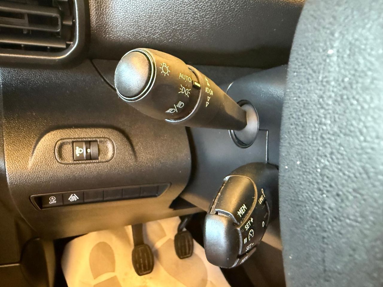 Peugeot Rifter Active Pack Standard BlueHDi 73kW 100CV S&S 6Vel. MAN Standard - Foto 10