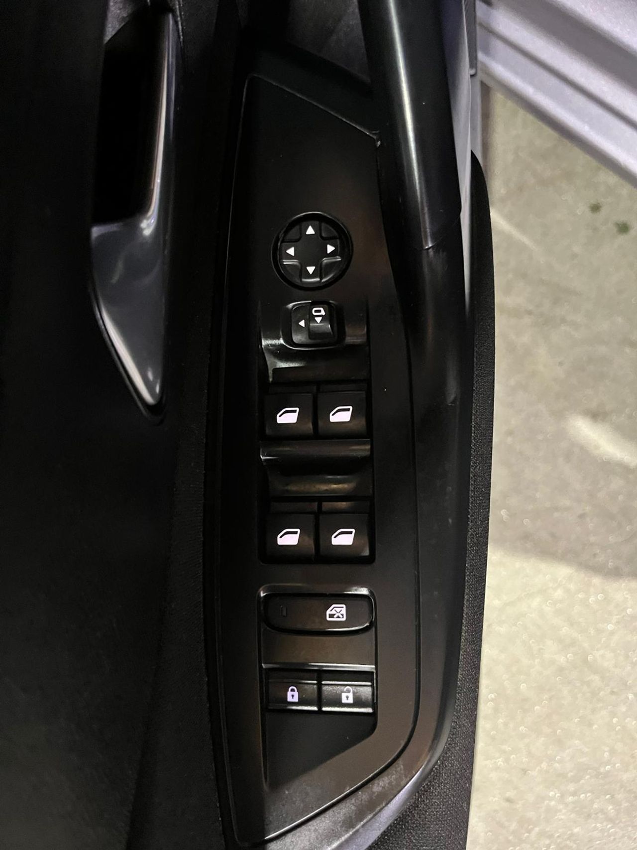 Peugeot 308 SWActive Pack BlueHDi 130 S&S MAN SE PUEDE VER Y PROBAR EN SENRA SPORT (PEUGEOT) DUMBRIA - Foto 19