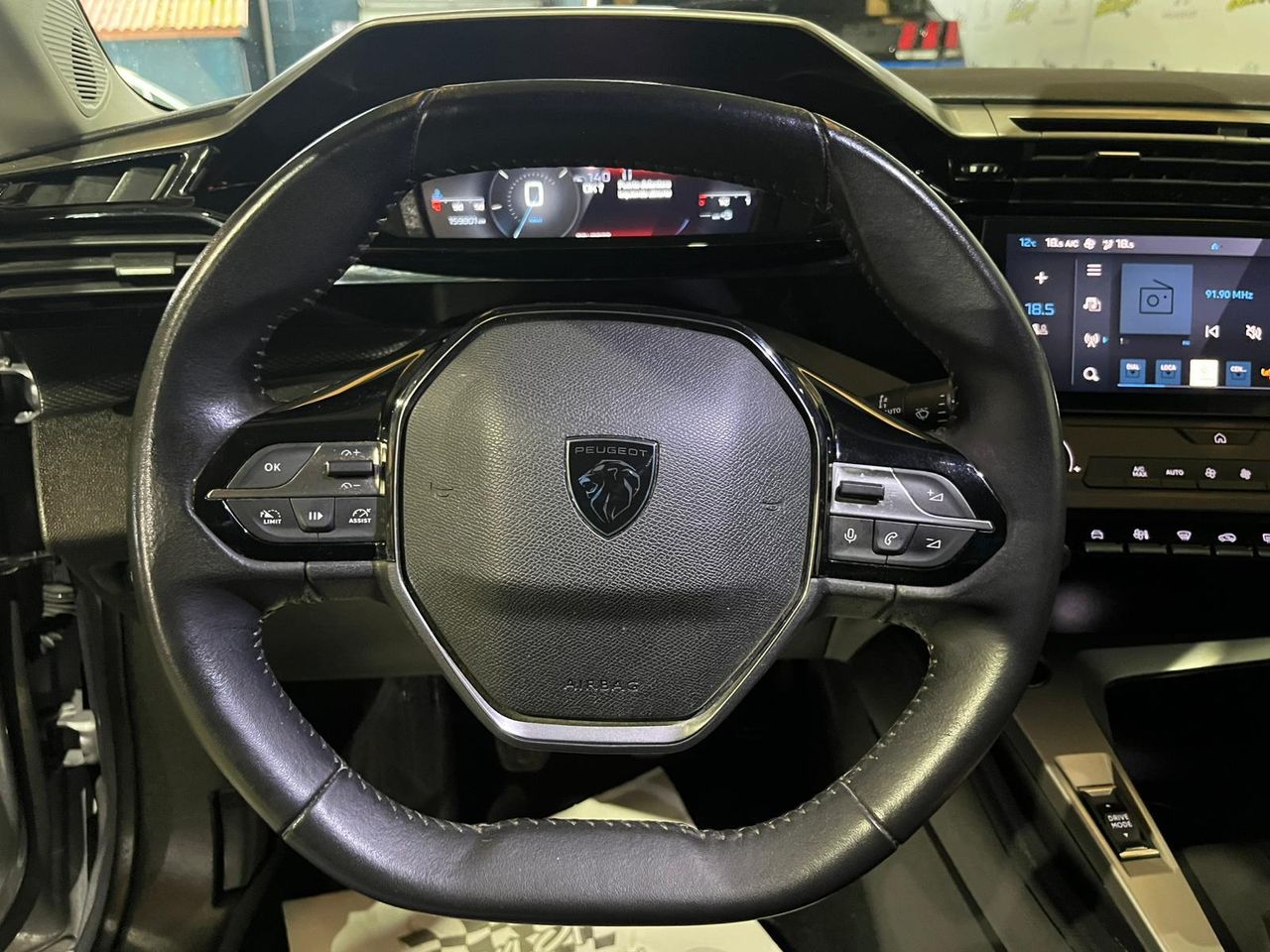 Peugeot 308 SWActive Pack BlueHDi 130 S&S MAN SE PUEDE VER Y PROBAR EN SENRA SPORT (PEUGEOT) DUMBRIA - Foto 16