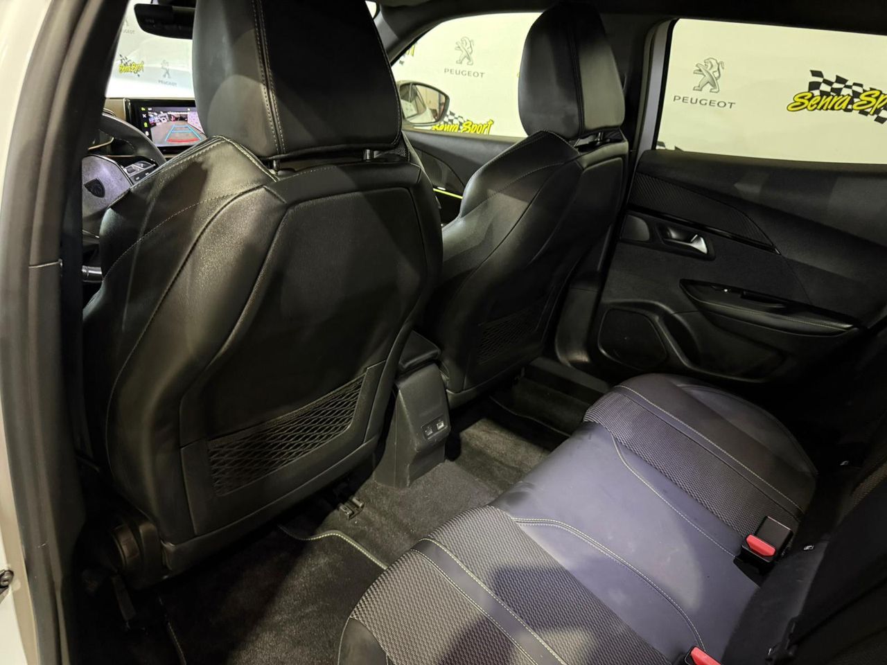 Peugeot 2008 GT BlueHDI 130 S&S EAT8 - Foto 13