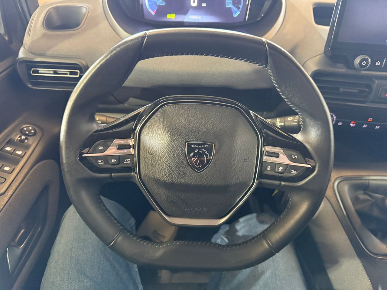 Peugeot Rifter Rifter Allure BlueHDi 100 - Foto 12