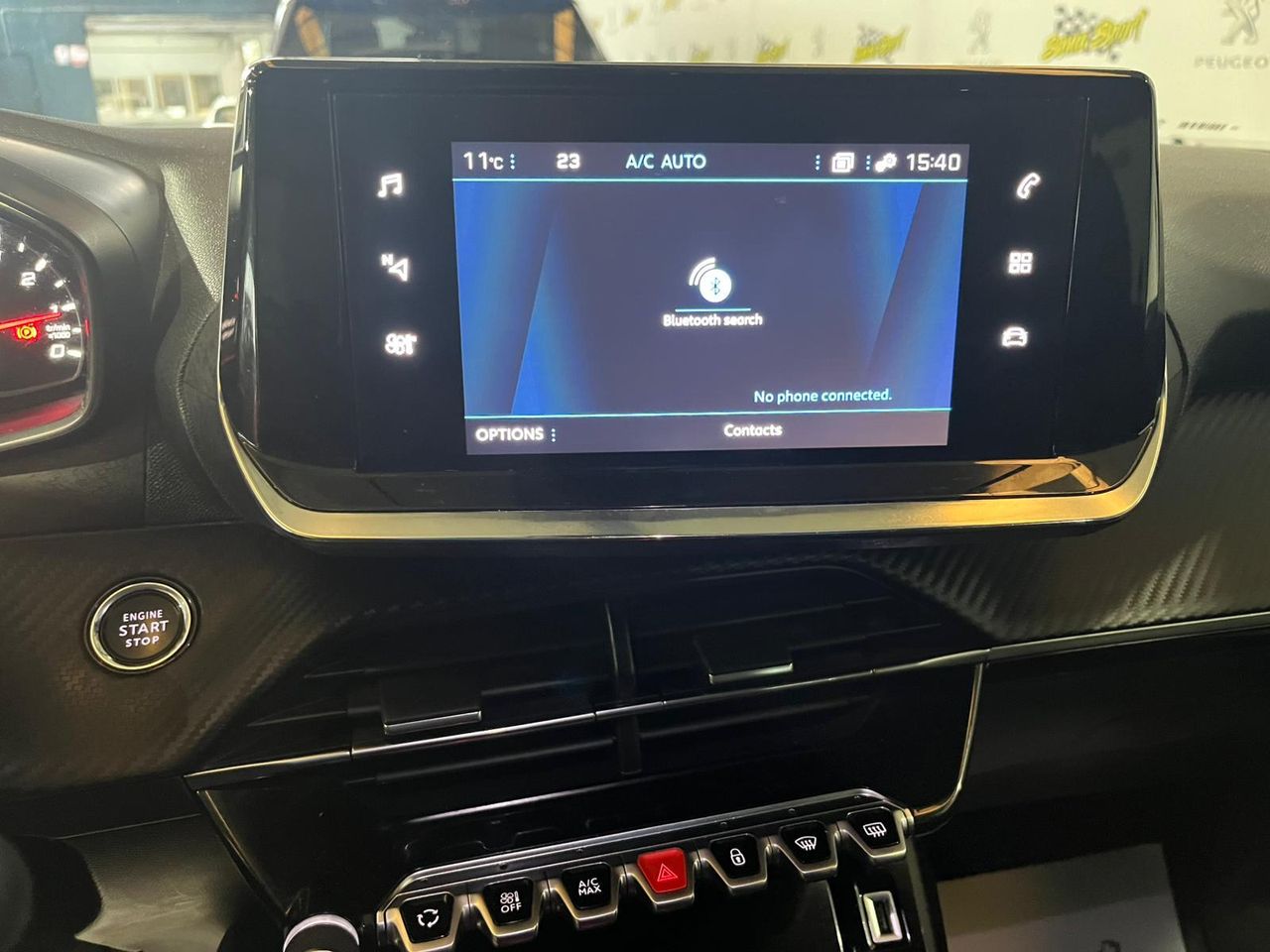 Peugeot 2008 Allure BlueHDI 130 S&S EAT8 - Foto 23