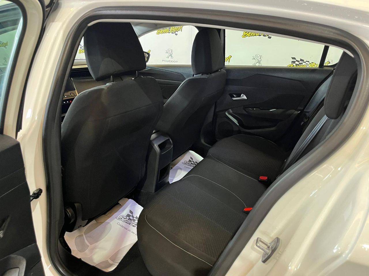 Peugeot 308 5P Active Pack BlueHDi 130 S&S MAN - Foto 14