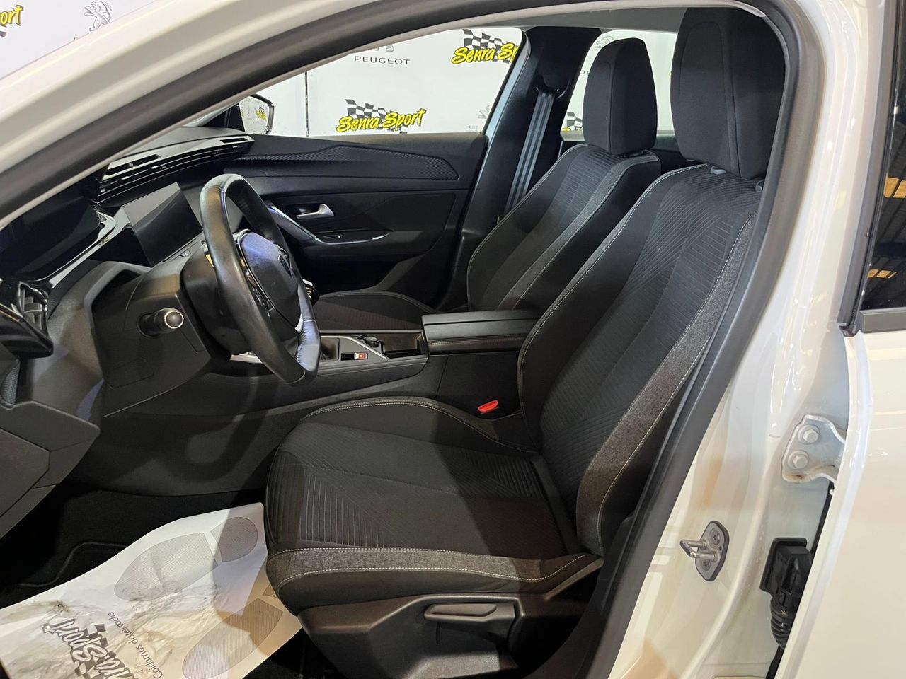 Peugeot 308 5P Active Pack BlueHDi 130 S&S MAN - Foto 11