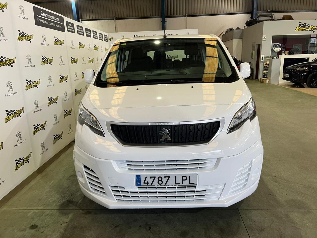 Peugeot Expert COMBI 9 STANDAR 2.0 HDI 145CV - Foto 4