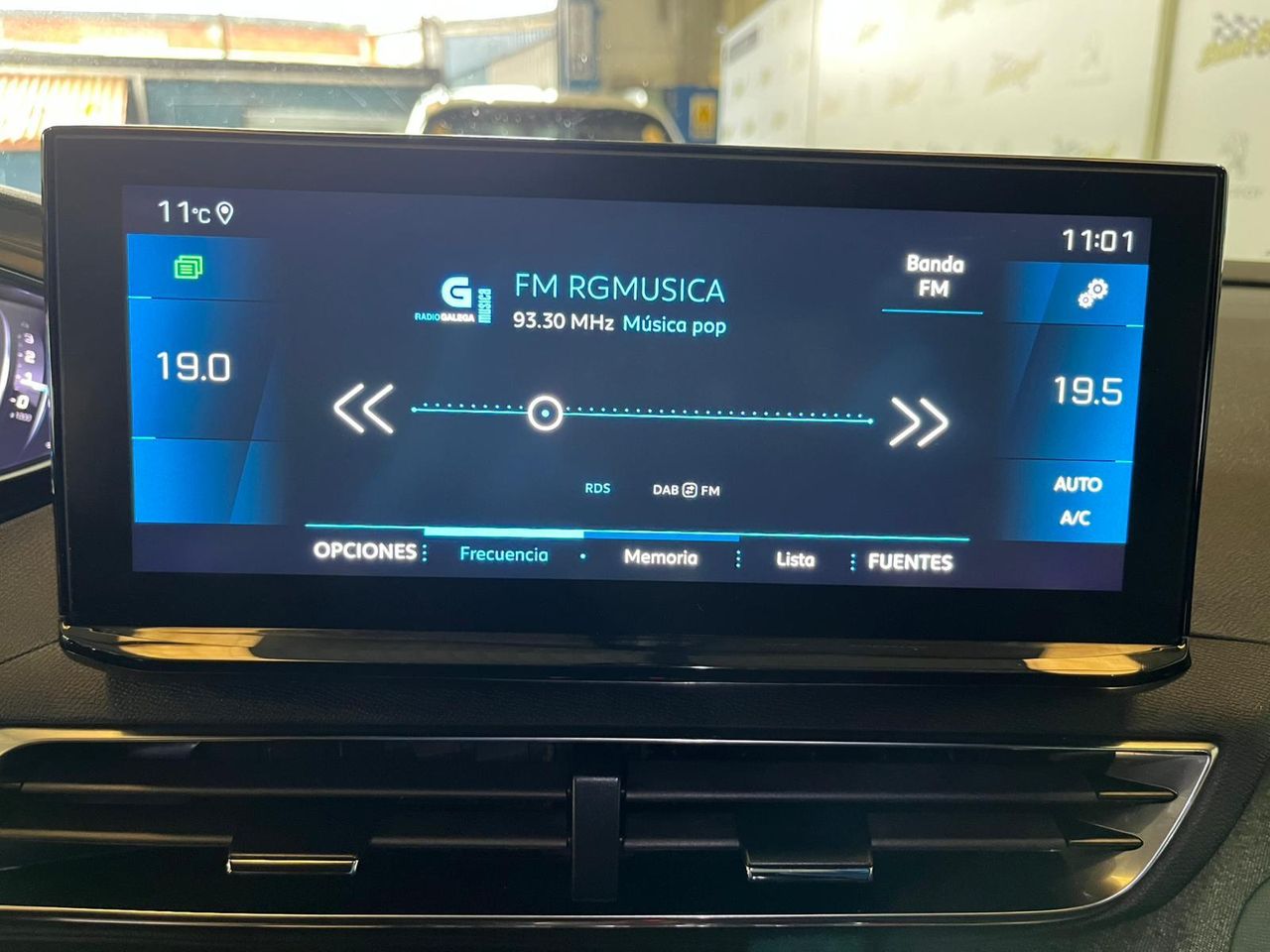 Peugeot 3008 1.5 BlueHDi 96kW S&S Allure Pack EAT8 - Foto 18