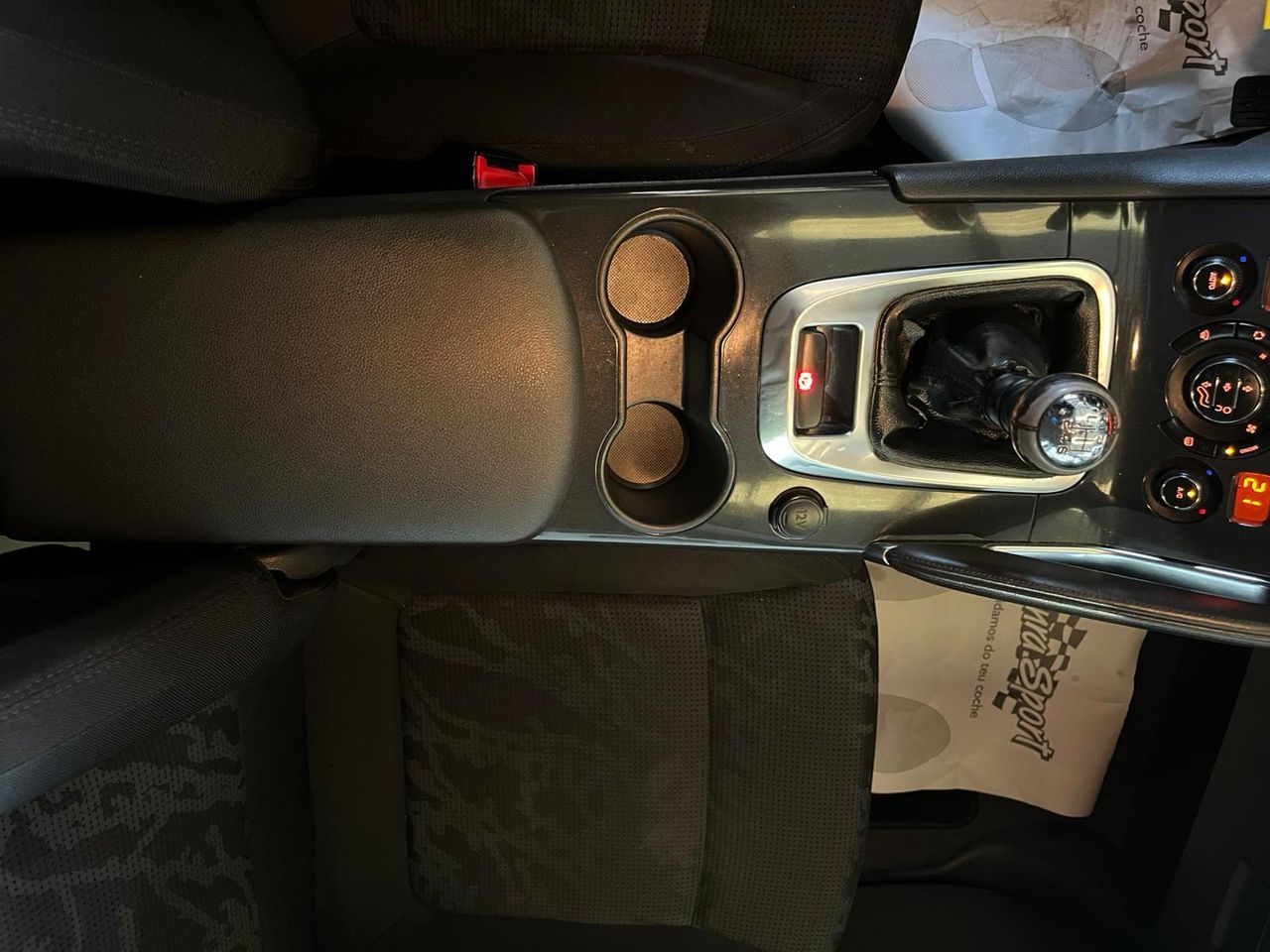 Peugeot 3008 Premium 1.6 HDI 112 FAP - Foto 15