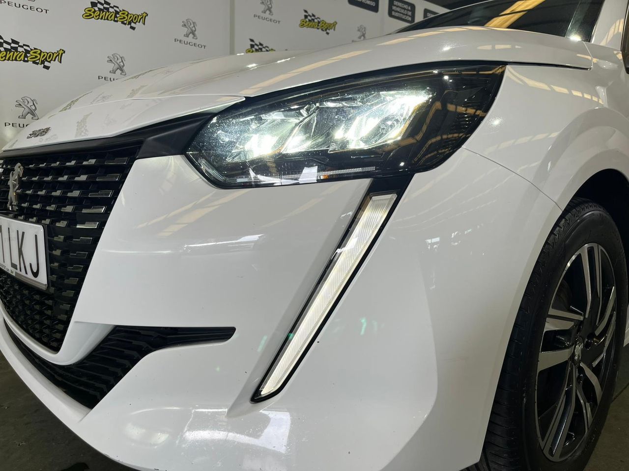 Peugeot 208 BlueHDi 73kW (100CV) Allure Pack - Foto 26