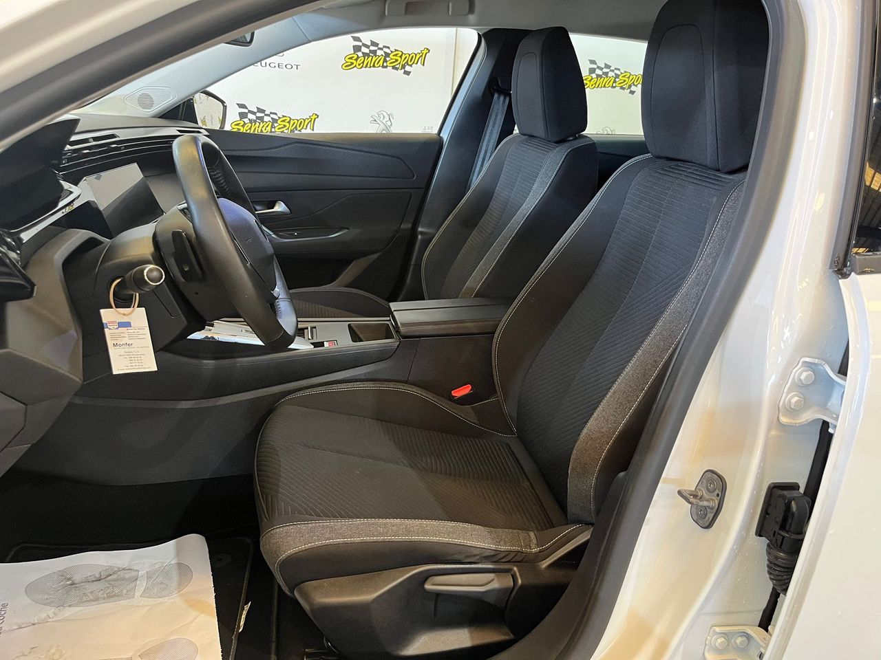 Peugeot 308 5P Active Pack BlueHDi 130 S&S EAT8 - Foto 10