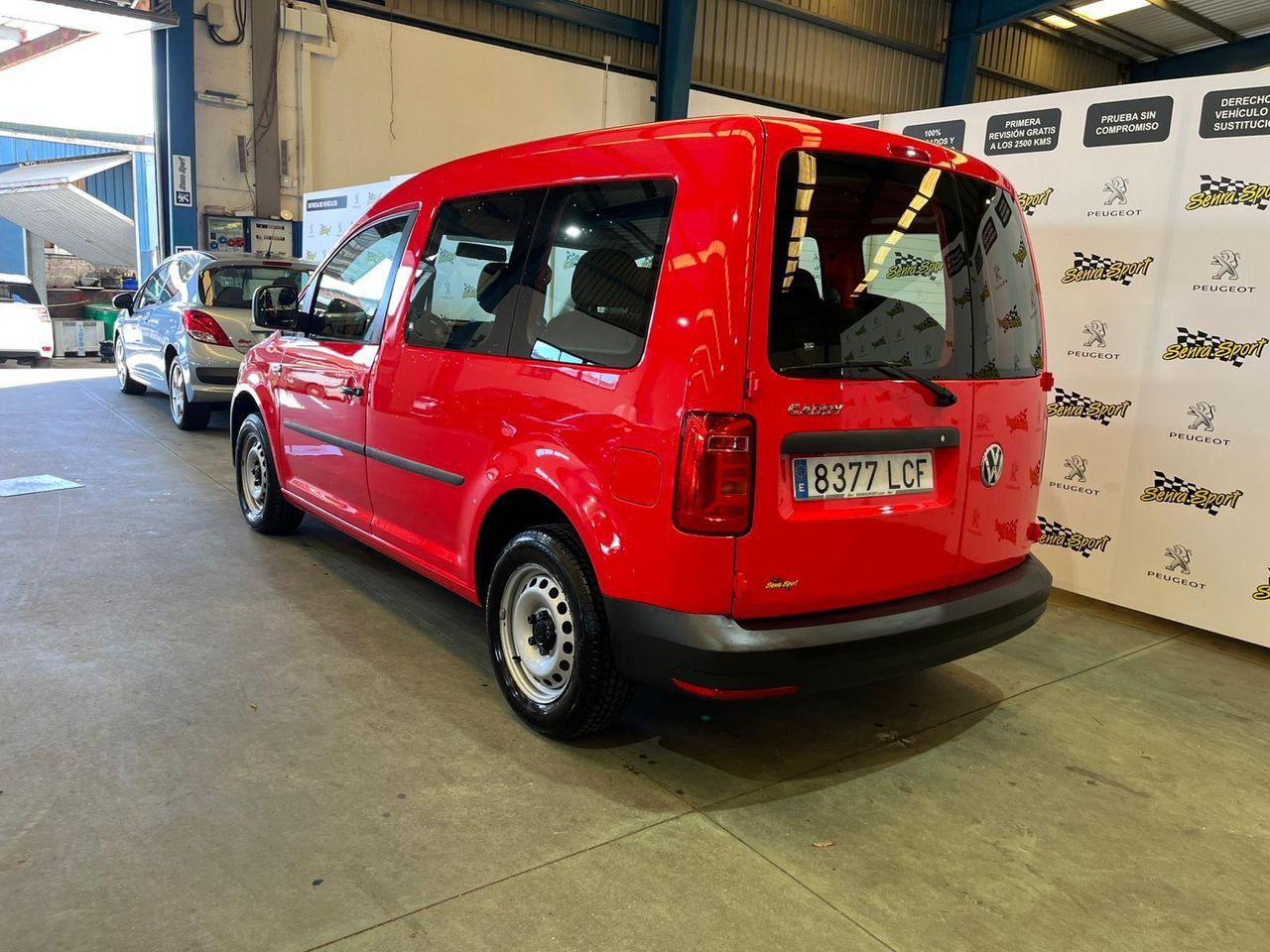 Volkswagen Caddy COMBI BUSINESS - Foto 8