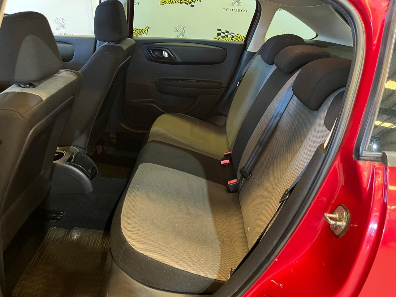 Citroën C4 1.6 HDi 90 Cool - Foto 8