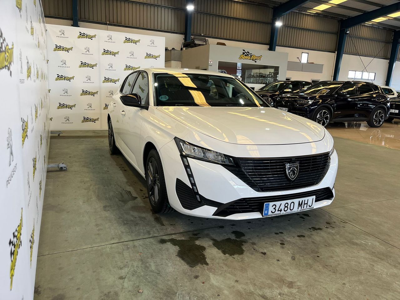Peugeot 308 5P Active Pack BlueHDi 130 S&S EAT8 - Foto 7