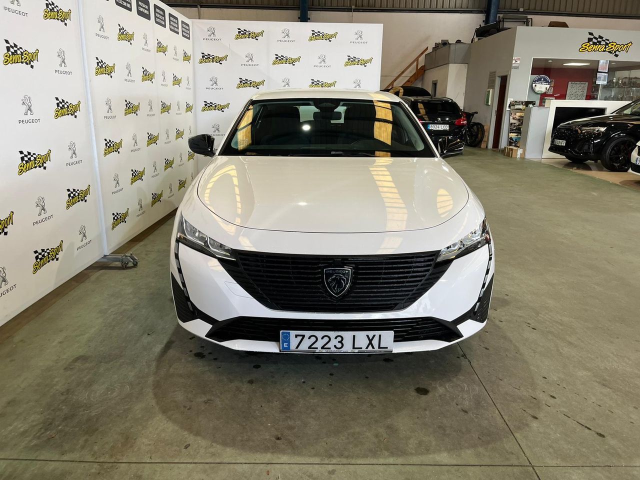 Peugeot 308 5P Active Pack BlueHDi 130 S&S MAN - Foto 4
