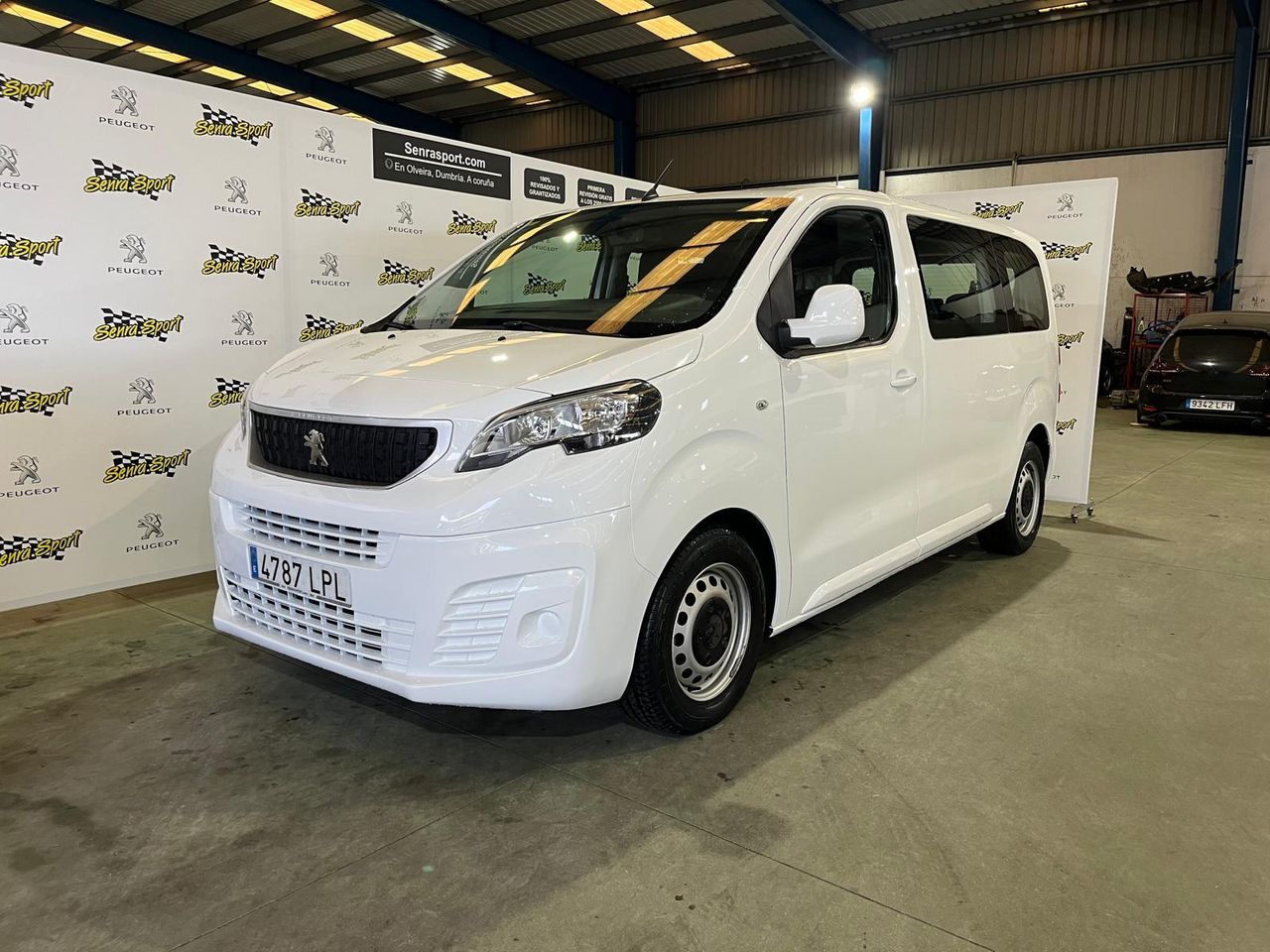 Peugeot Expert COMBI 9 STANDAR 2.0 HDI 145CV - Foto 6