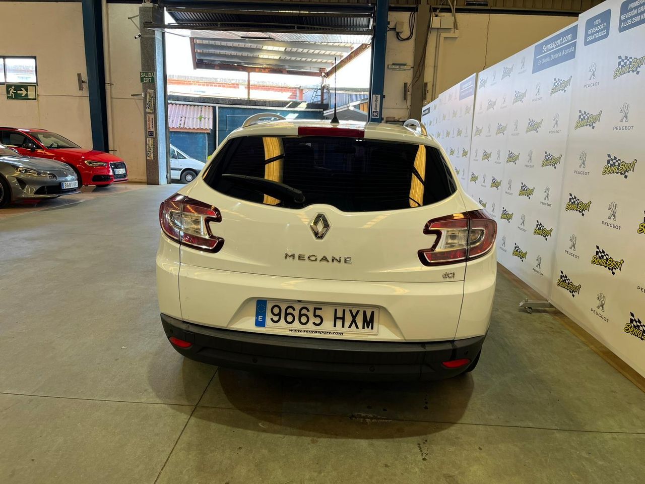 Renault Megane Sport Tourer Bose Energy dCi 110 S&S - Foto 6