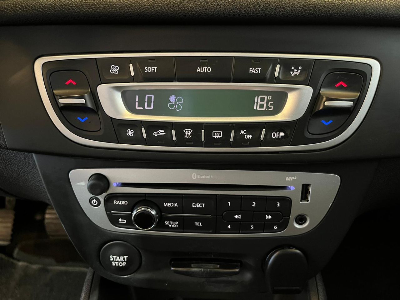 Renault Megane Sport Tourer Bose Energy dCi 110 S&S - Foto 14