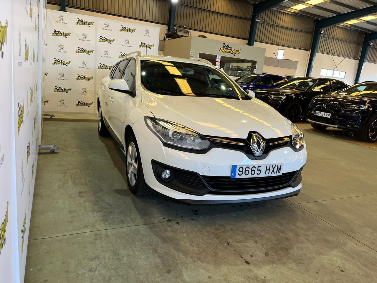 Renault Megane Sport Tourer Bose Energy dCi 110 S&S - Foto 5