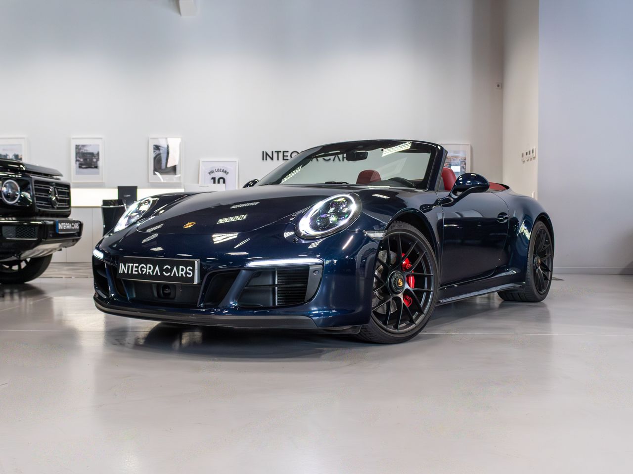 Porsche 911 Carrera 4 GTS