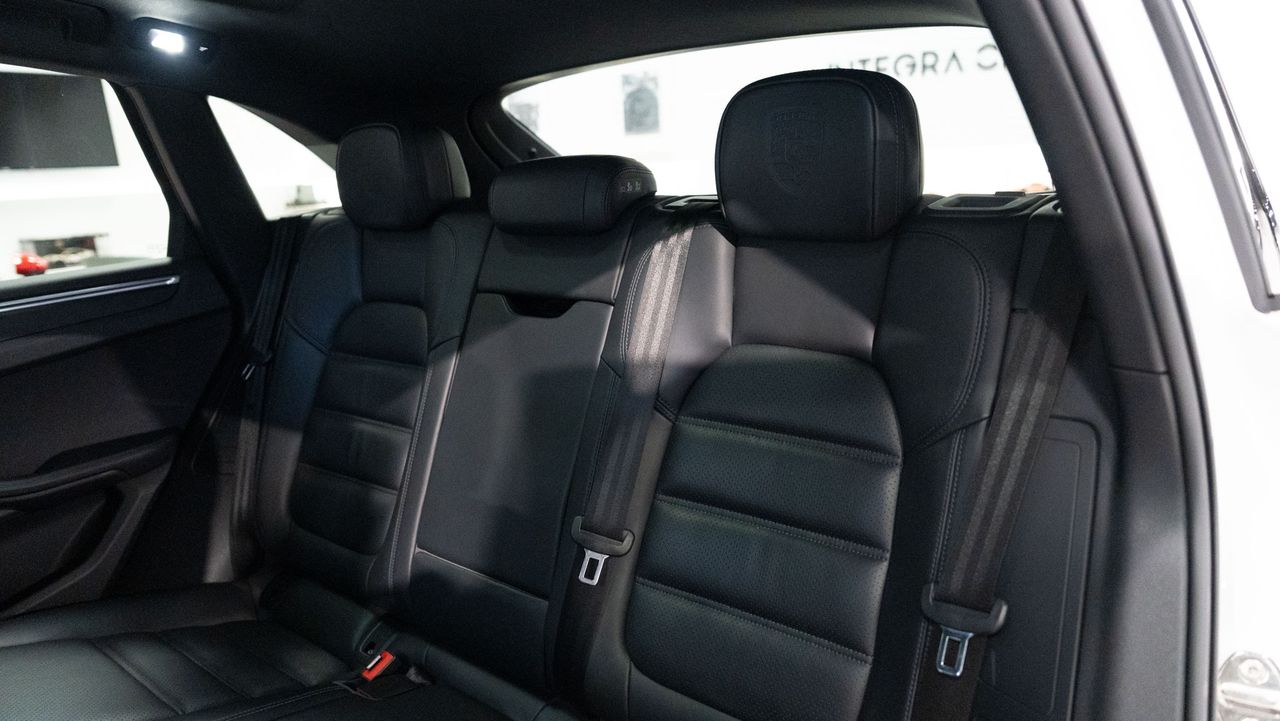 Porsche Macan T - foto 29