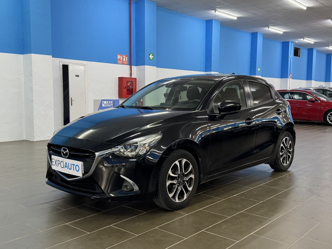 Mazda 2 Mazda Luxury 1.5 SKYACTIV-G 90 CV - Foto 4