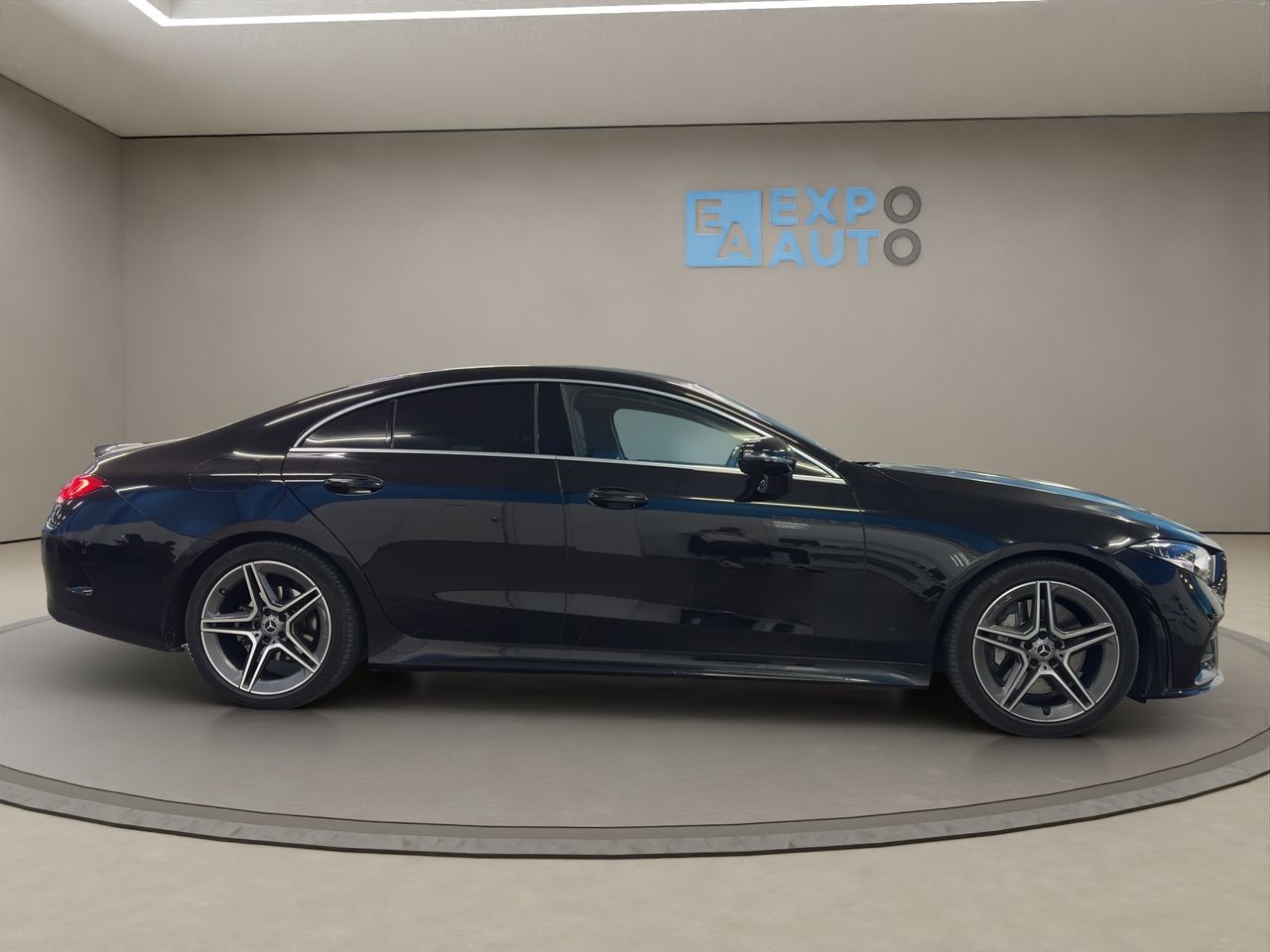 Mercedes CLS 300D AMG - Foto 3