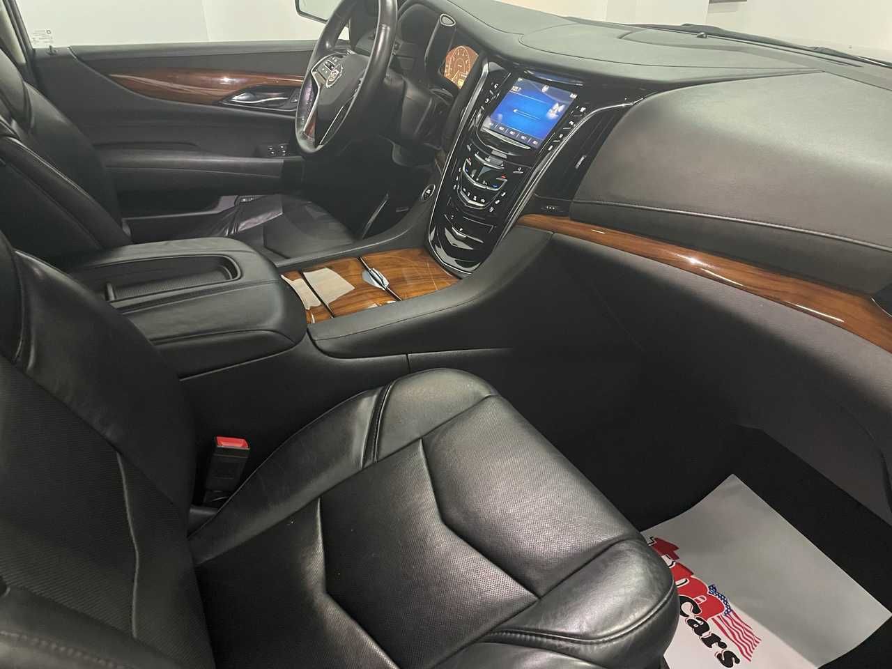 Cadillac Escalade Luxury  - Foto 10