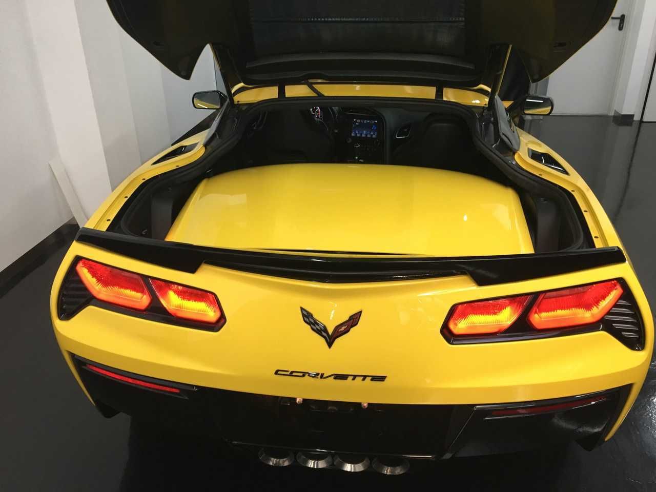 Chevrolet Corvette Z51  - Foto 6