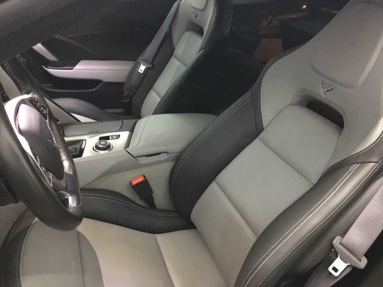 Chevrolet Corvette Z51 2LT  - Foto 11
