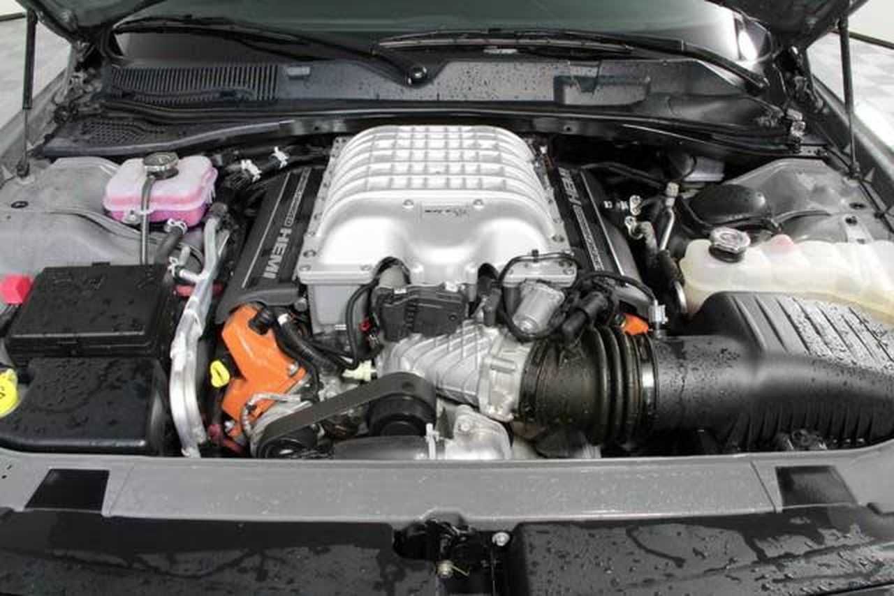 Dodge Challenger SRT HELLCAT 2018  - Foto 17