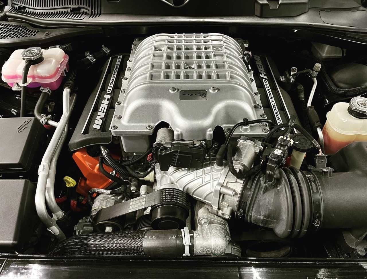 Dodge Challenger SRT HELLCAT VENDIDO!!  - Foto 11