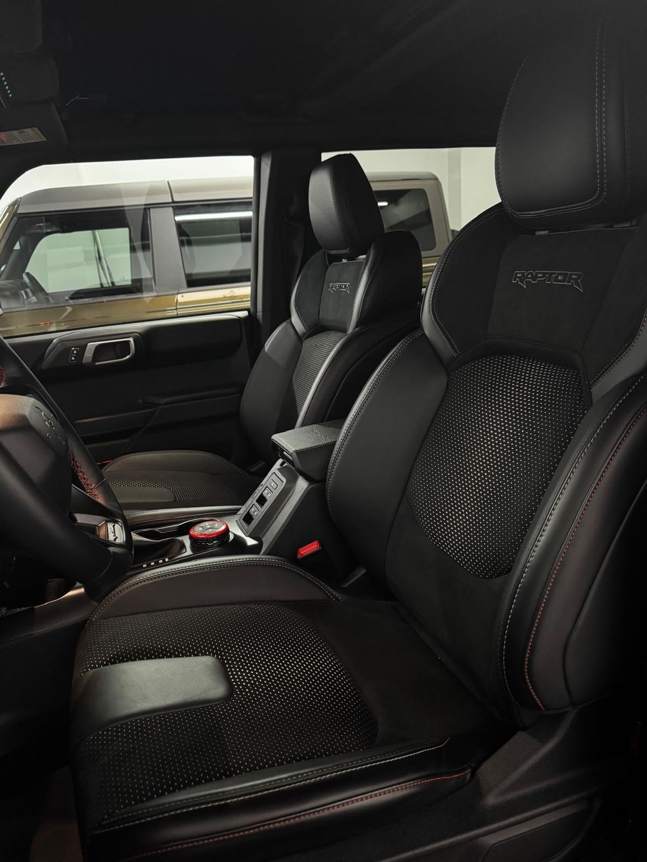 Ford Bronco RAPTOR 2024 - Foto 12