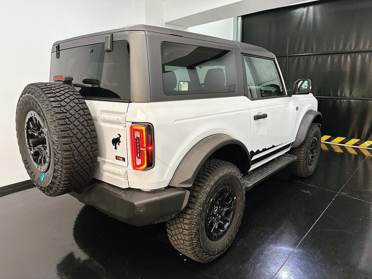 Ford Bronco WILDTRACK  - Foto 4