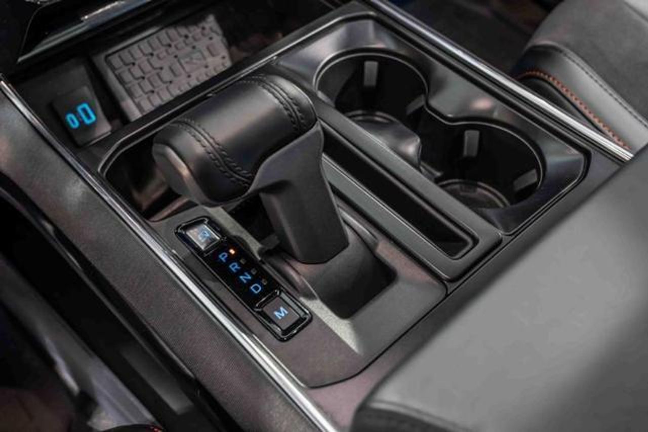 Ford F-150 Raptor R  - Foto 12