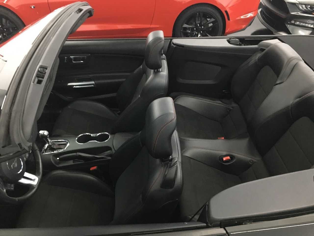Ford Mustang 5.0 CABRIO CALIFORNIA SPECIAL  - Foto 13